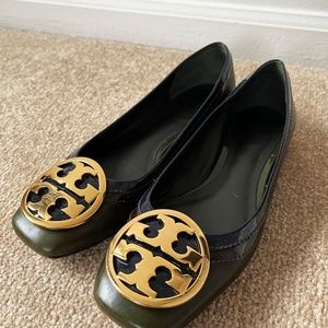 Tory burch flat